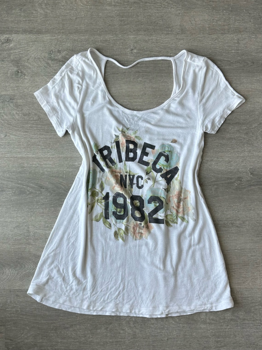 Y2K Ardene White 'Tribeca NYC 1982' Floral Graphic Scoop Neck Top